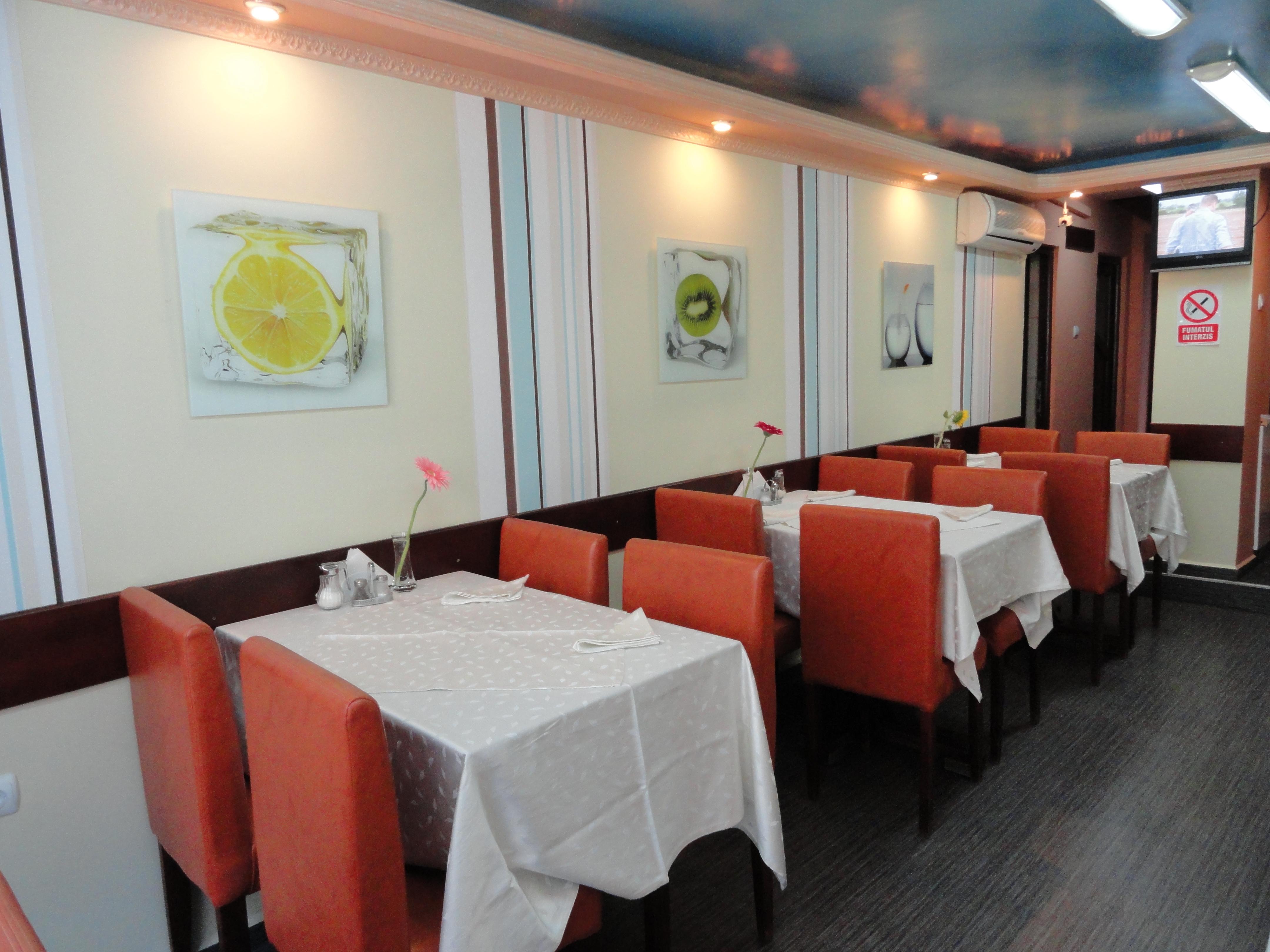 Relax Comfort Suites Hotel Bükreş Restoran fotoğraf